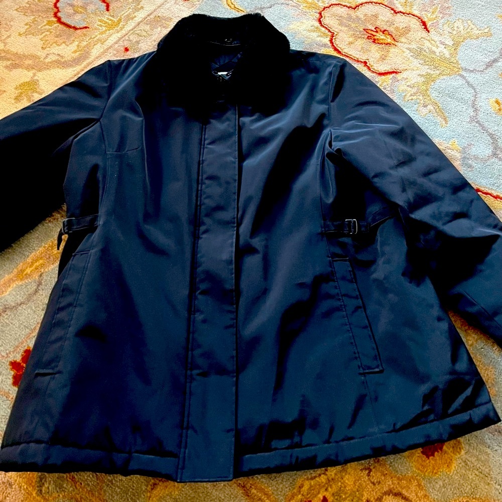 Jones New York black coat/jacket, warm. Nice condition. Freshly laundered.